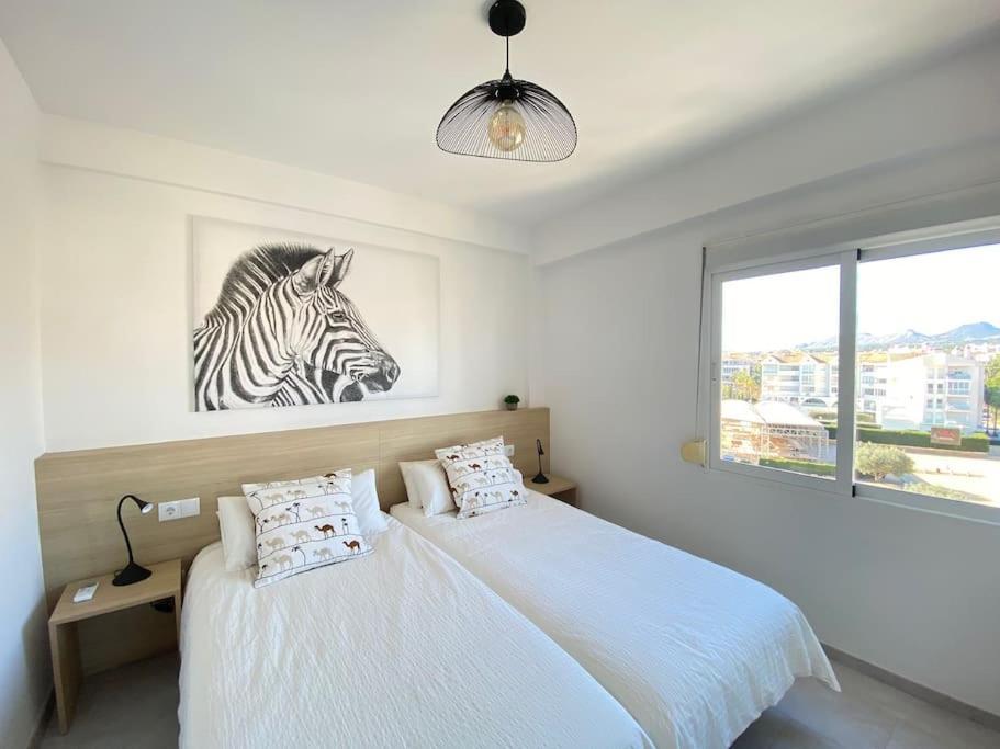 Appartamento Cosy Flat With Magnificent Views In L'Albir El Albir Esterno foto